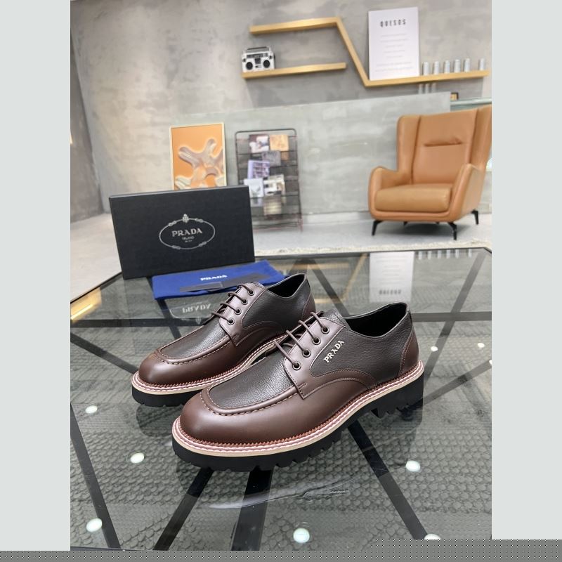 Pra*a leather shoes